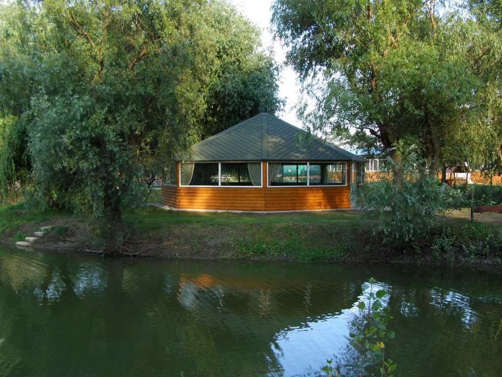 Holiday Park Dunay Kyslytsya Exterior photo