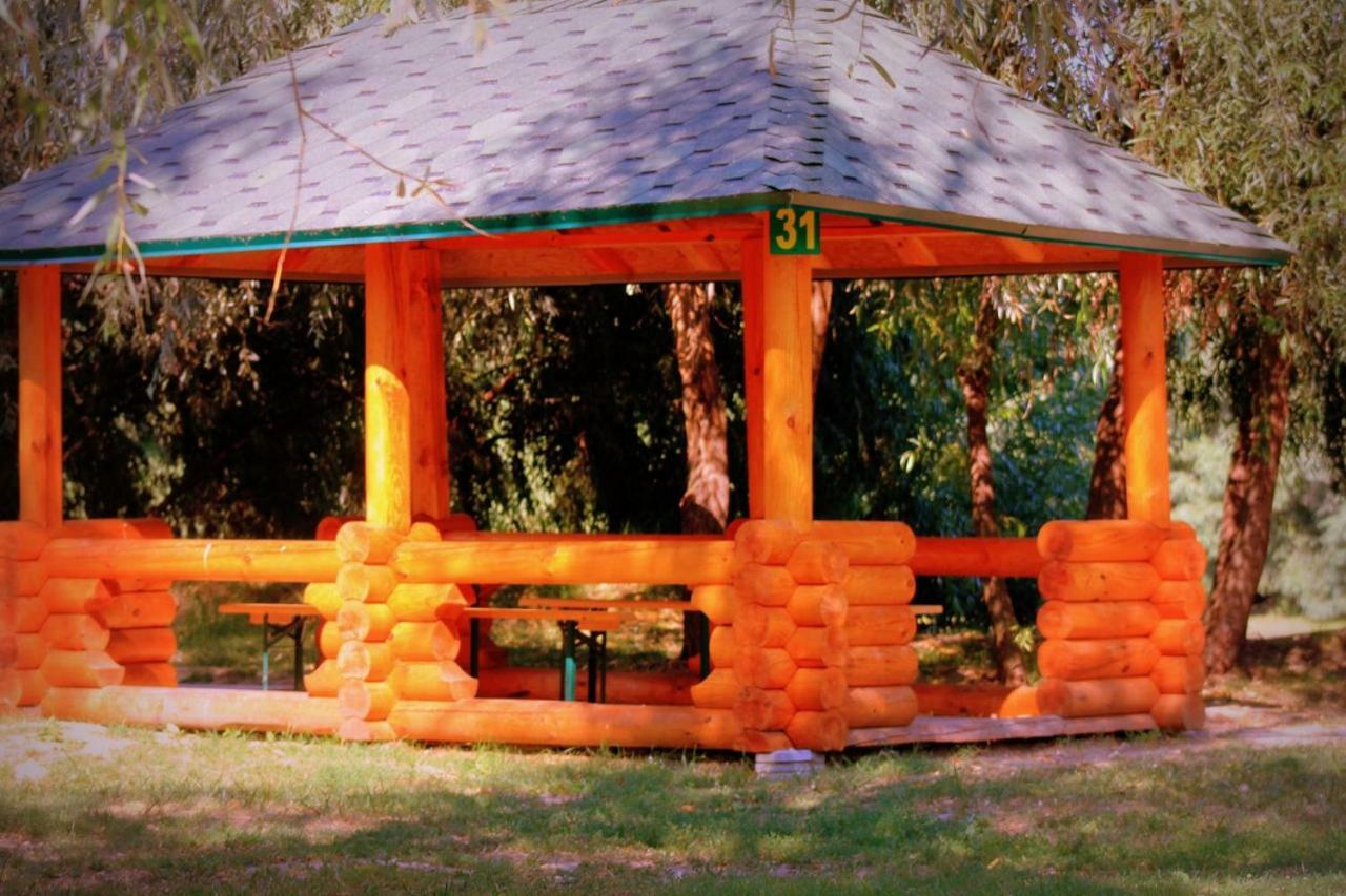 Holiday Park Dunay Kyslytsya Exterior photo