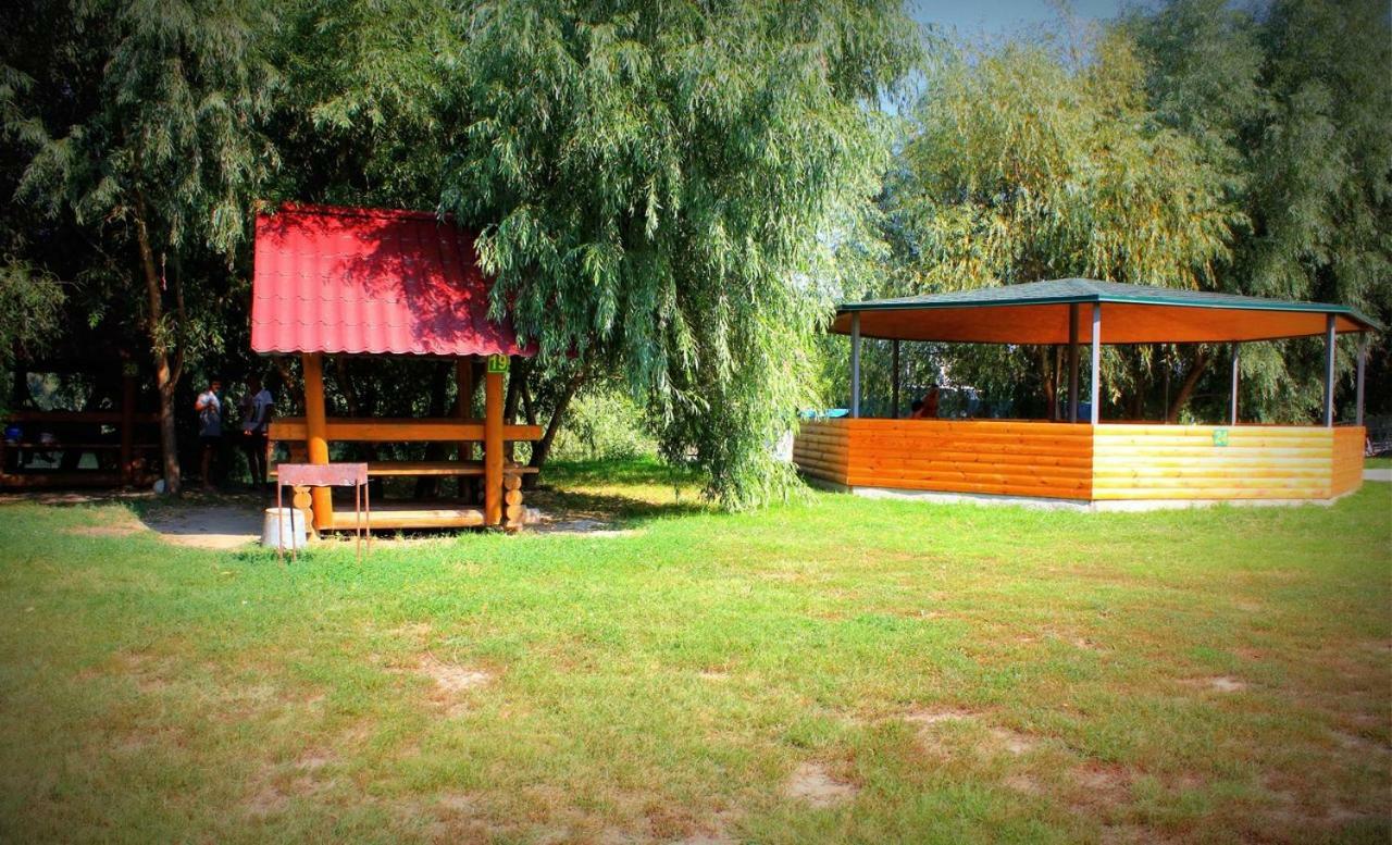 Holiday Park Dunay Kyslytsya Exterior photo