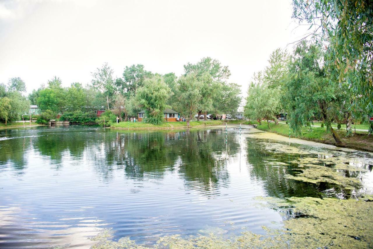 Holiday Park Dunay Kyslytsya Exterior photo
