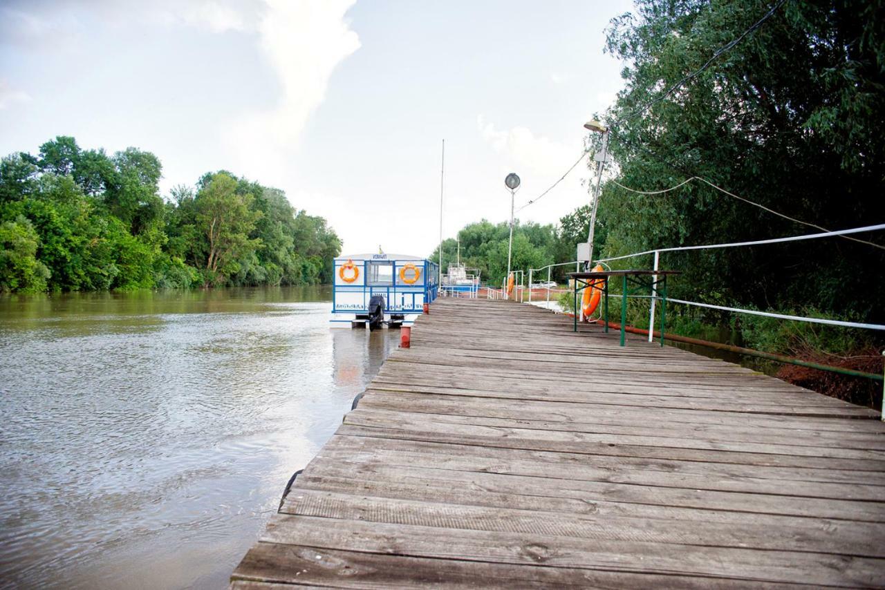 Holiday Park Dunay Kyslytsya Exterior photo